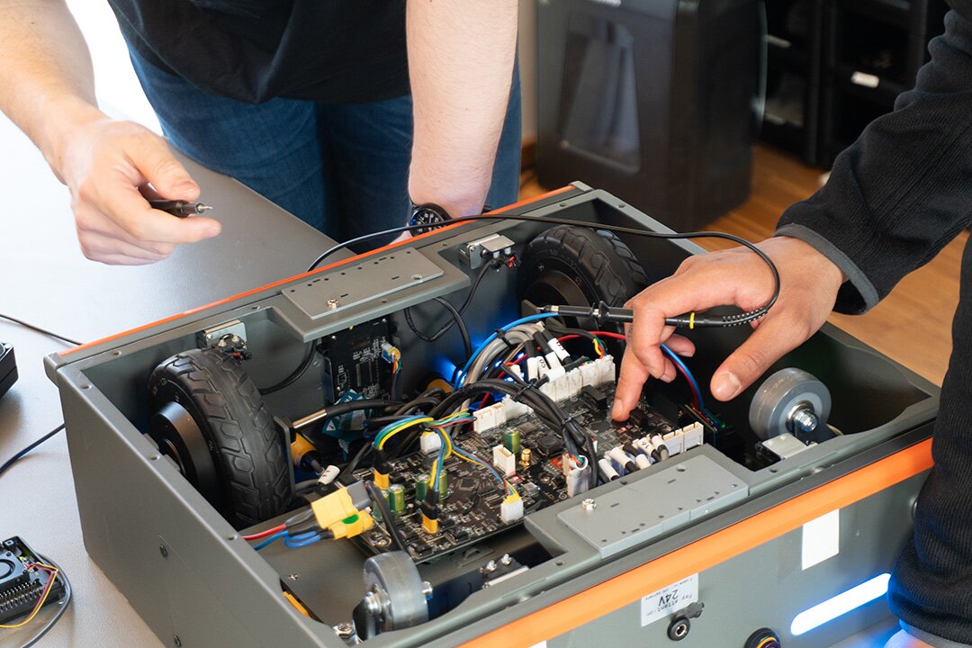 Repair of a robot's electronics
